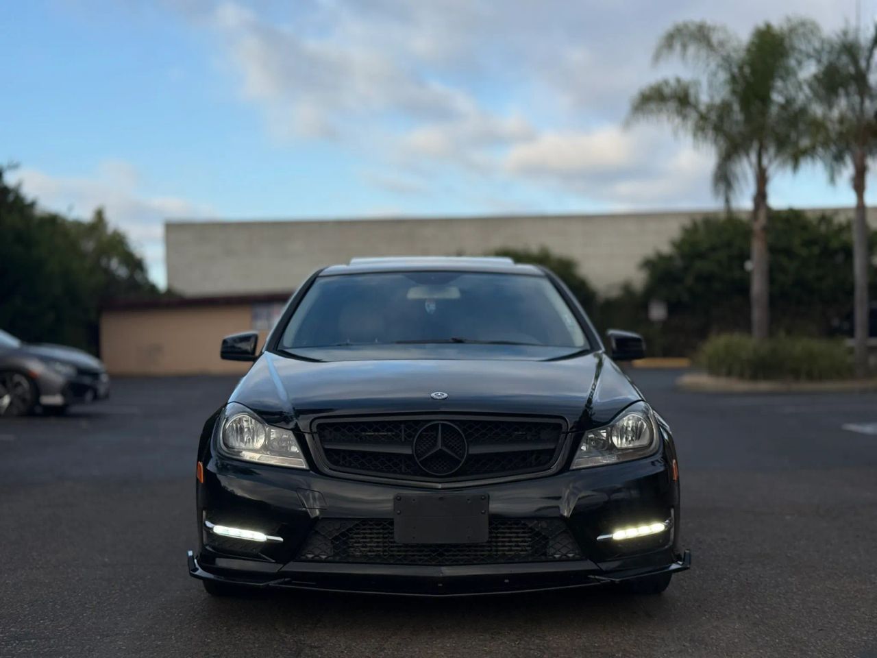 mercedes-benz c-class 2012 WDDGF4HB8CA636177 image mercedes-benz c-class 2012 WDDGF4HB8CA636177 image
