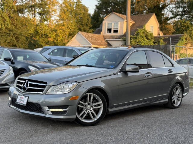 mercedes-benz c-class 2012 WDDGF8BB9CR230264 image mercedes-benz c-class 2012 WDDGF8BB9CR230264 image