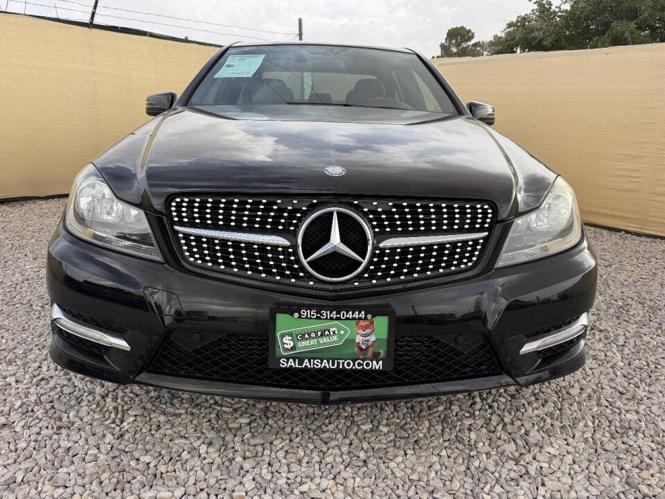 mercedes-benz c-class 2012 WDDGF4HB0CA645911 image mercedes-benz c-class 2012 WDDGF4HB0CA645911 image