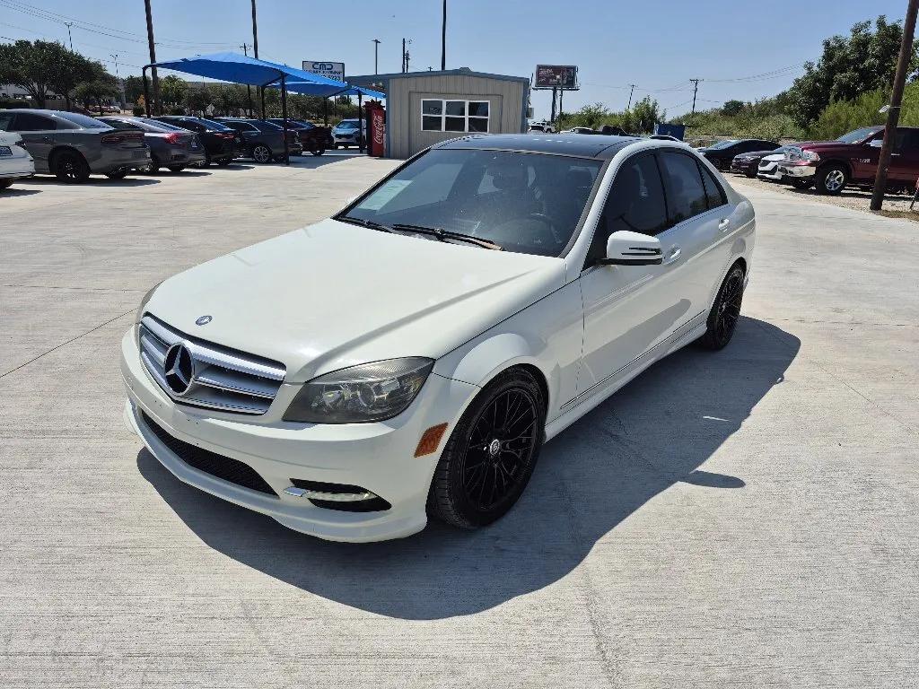 mercedes-benz c-class 2011 WDDGF8BB9BR139526 image mercedes-benz c-class 2011 WDDGF8BB9BR139526 image