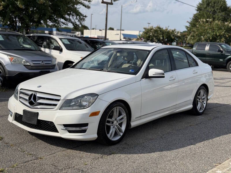 mercedes-benz c-class 2013 WDDGF8AB0DR268162 image mercedes-benz c-class 2013 WDDGF8AB0DR268162 image