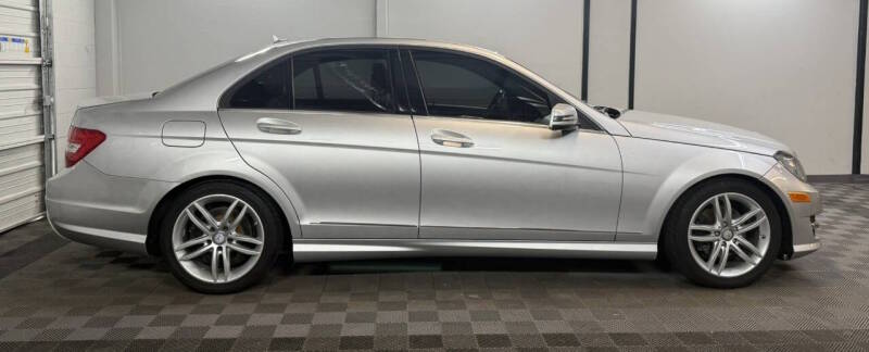 mercedes-benz c-class 2013 WDDGF4HB7DR295941 image mercedes-benz c-class 2013 WDDGF4HB7DR295941 image