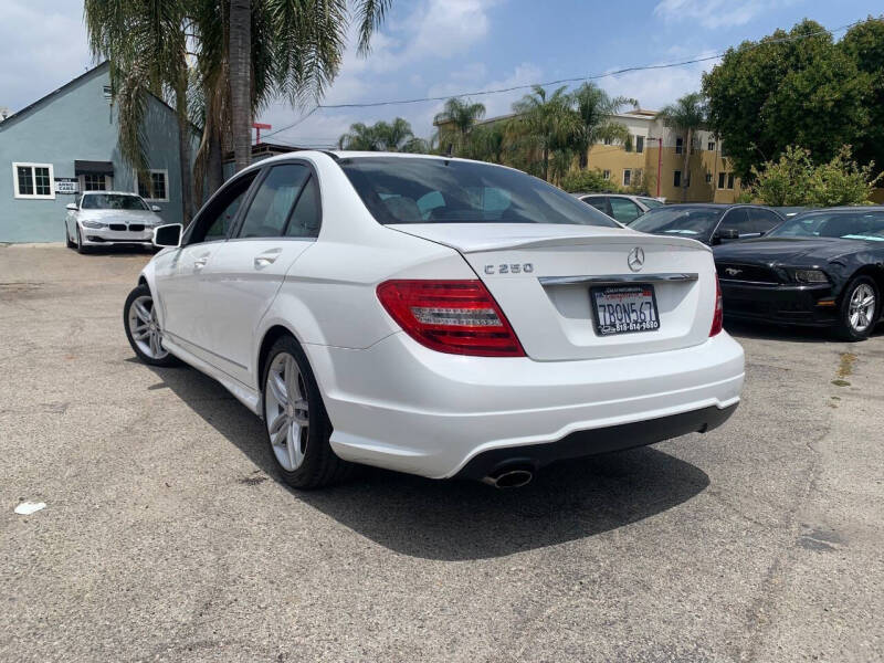 mercedes-benz c-class 2013 WDDGF4HB0DA879905 image mercedes-benz c-class 2013 WDDGF4HB0DA879905 image