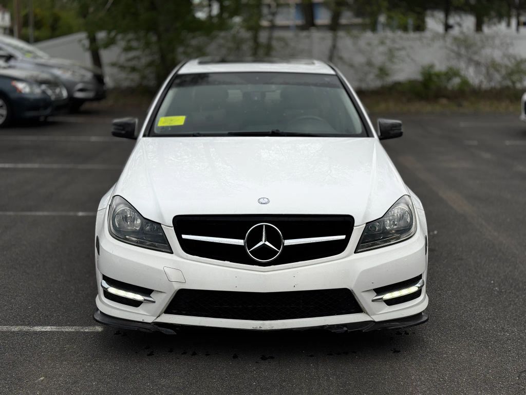 mercedes-benz c-class 2013 WDDGF8AB3DR243272 image mercedes-benz c-class 2013 WDDGF8AB3DR243272 image