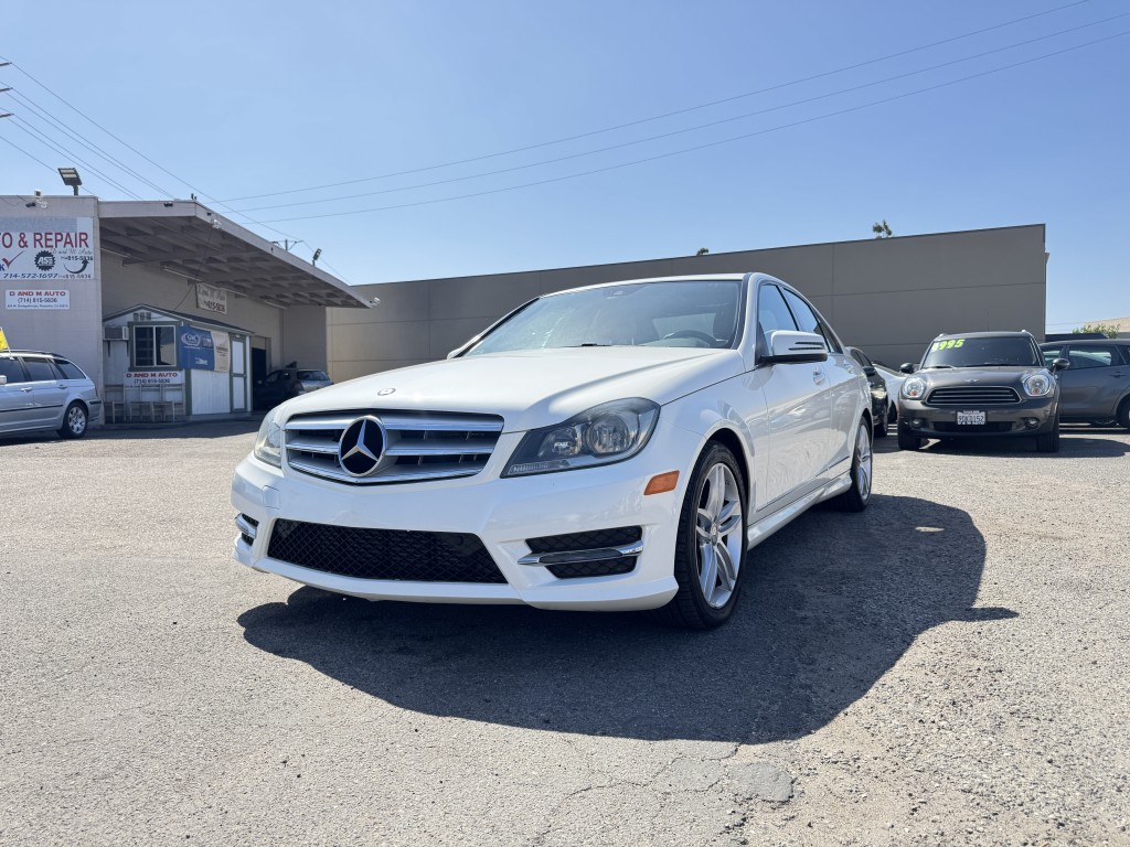 mercedes-benz c-class 2013 WDDGF4HB0DA834043 image mercedes-benz c-class 2013 WDDGF4HB0DA834043 image