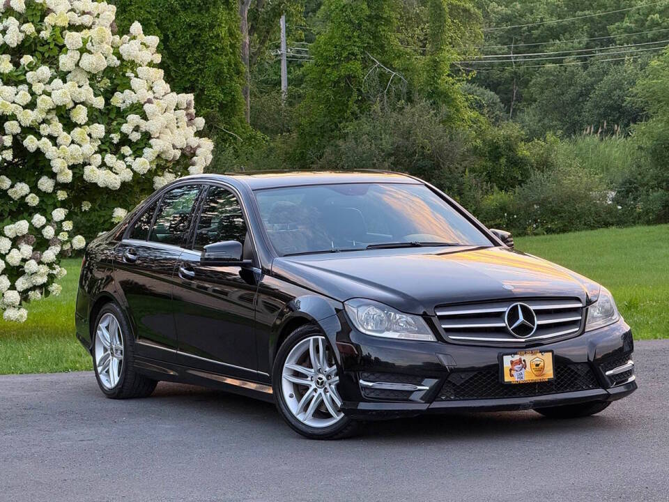 mercedes-benz c-class 2013 WDDGF8AB8DG039756 image mercedes-benz c-class 2013 WDDGF8AB8DG039756 image