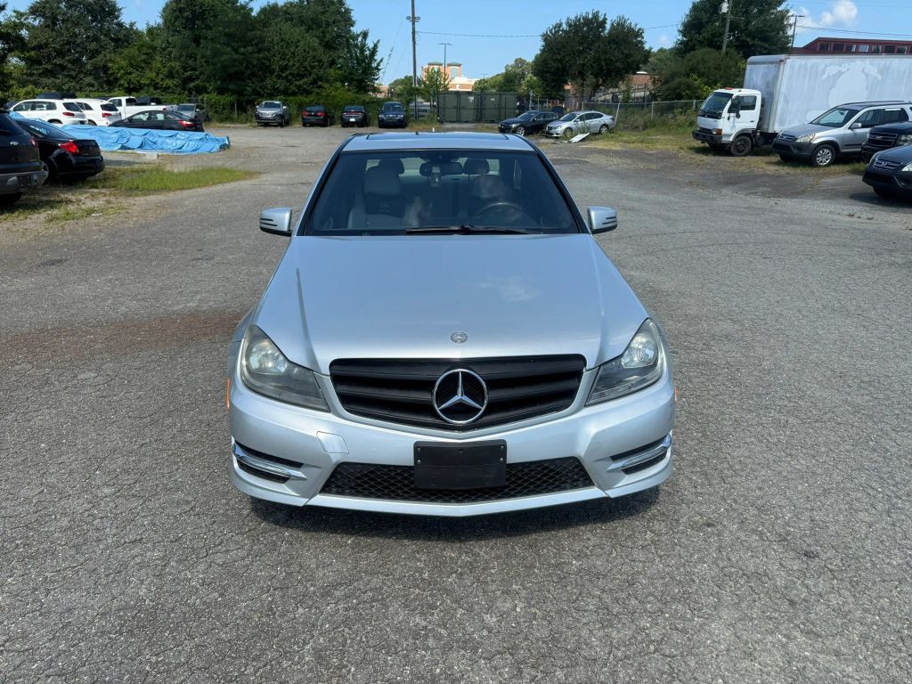 mercedes-benz c-class 2013 WDDGF4HBXDG088293 image mercedes-benz c-class 2013 WDDGF4HBXDG088293 image