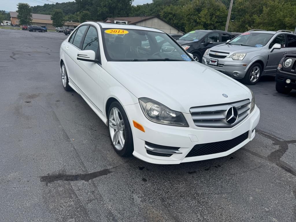 mercedes-benz c-class 2013 WDDGF8AB0DR295264 image mercedes-benz c-class 2013 WDDGF8AB0DR295264 image