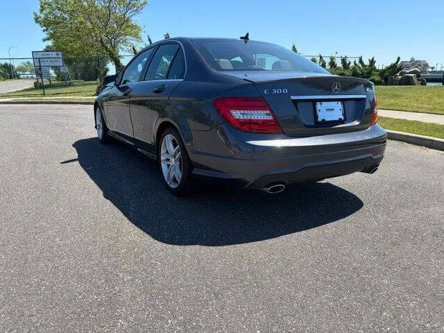 mercedes-benz c-class 2013 WDDGF8AB3DG130689 image mercedes-benz c-class 2013 WDDGF8AB3DG130689 image