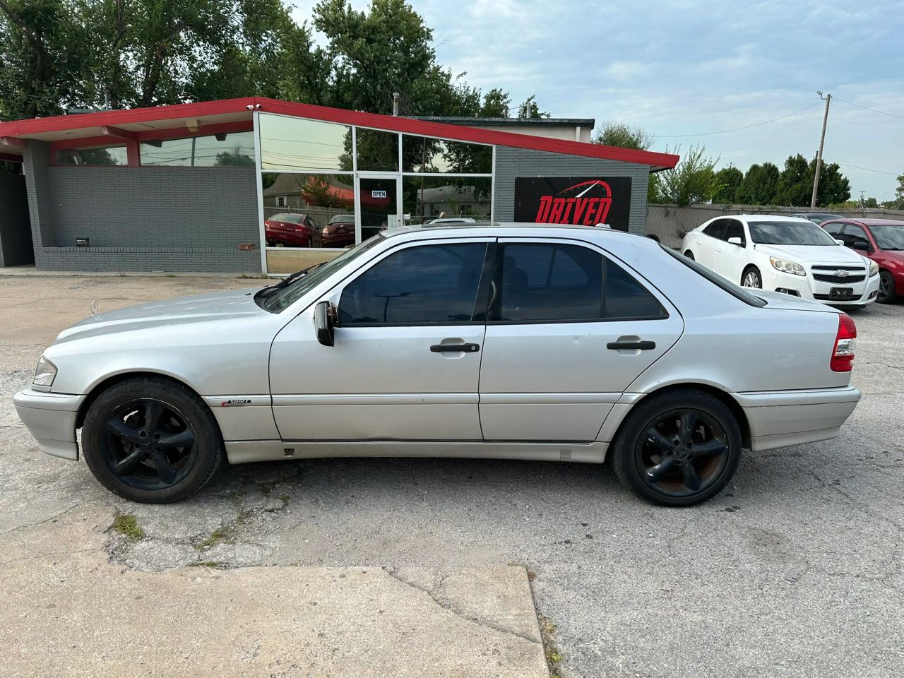 mercedes-benz c-class 2000 WDBHA24G7YA823838 image mercedes-benz c-class 2000 WDBHA24G7YA823838 image