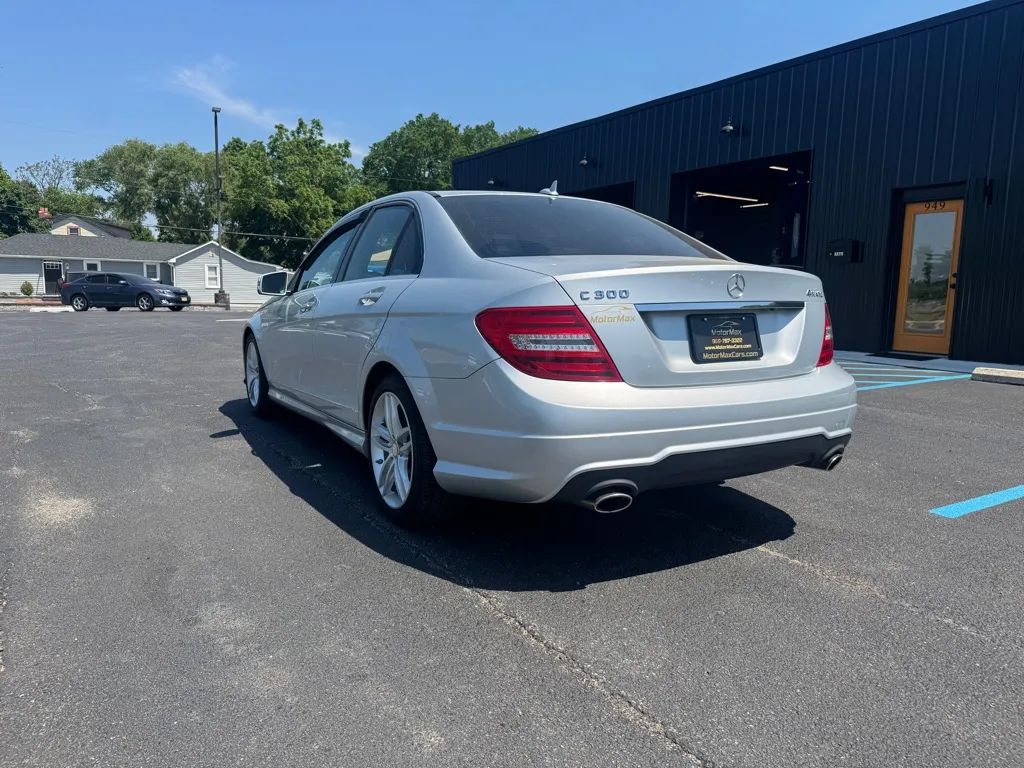 mercedes-benz c-class 2014 WDDGF8AB3ER307957 image mercedes-benz c-class 2014 WDDGF8AB3ER307957 image