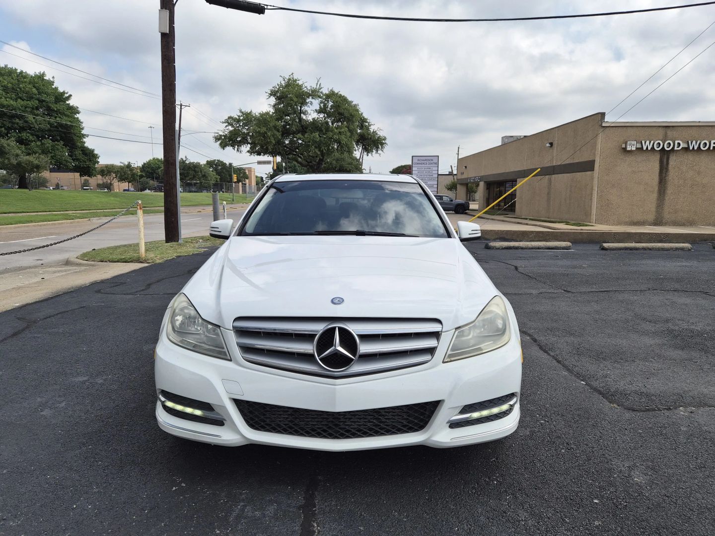mercedes-benz c-class 2014 WDDGF4HB2ER304689 image mercedes-benz c-class 2014 WDDGF4HB2ER304689 image