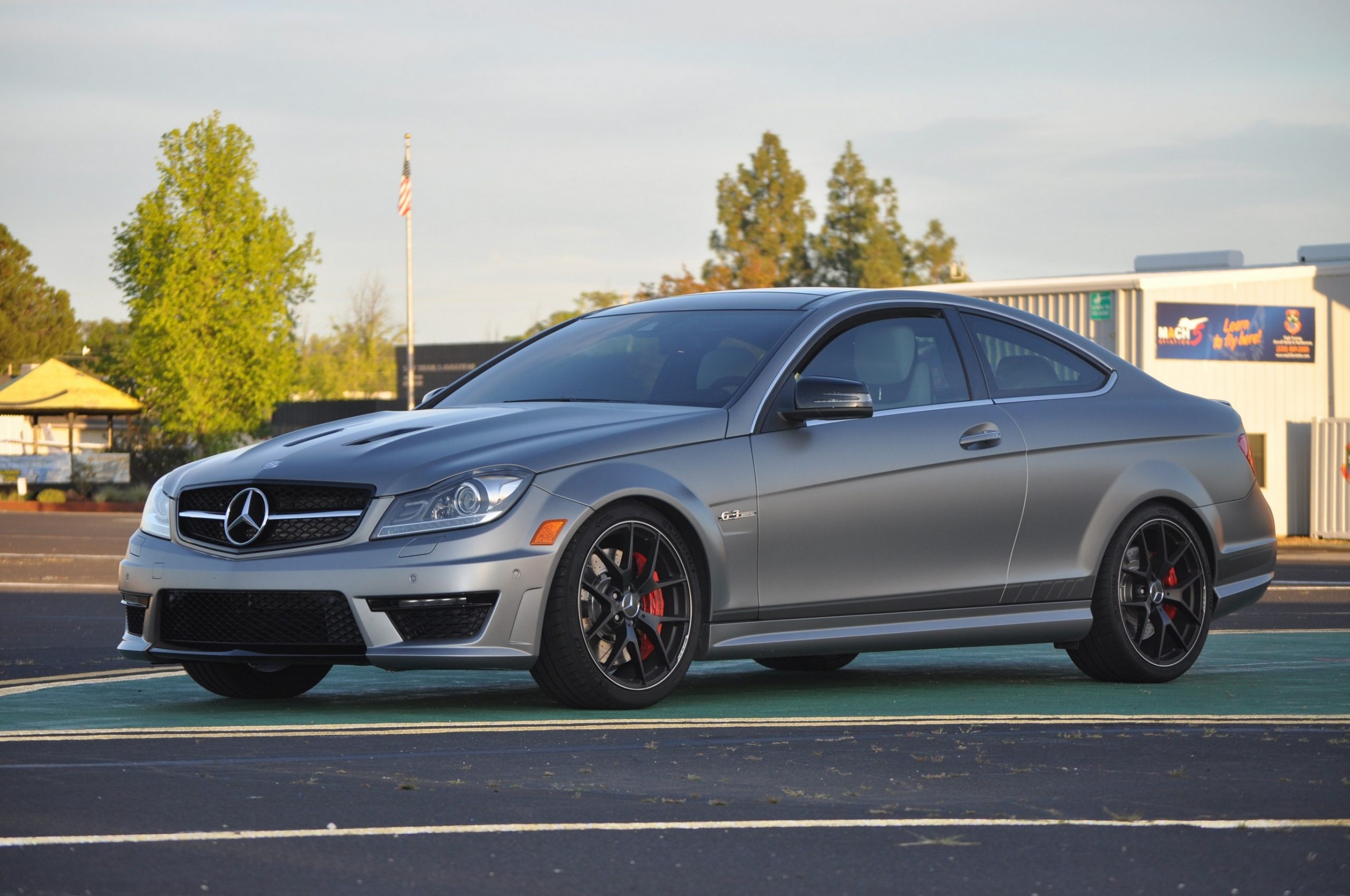 mercedes-benz c-class 2015 WDDGJ7HB3FG375347 image mercedes-benz c-class 2015 WDDGJ7HB3FG375347 image