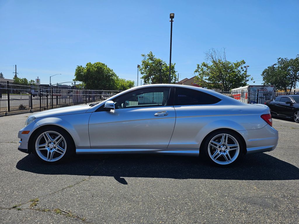 mercedes-benz c-class 2015 WDDGJ4HBXFG407872 image mercedes-benz c-class 2015 WDDGJ4HBXFG407872 image