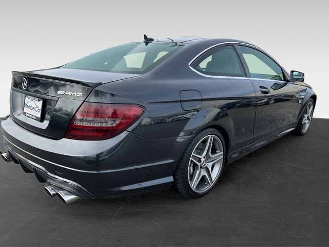 mercedes-benz c-class 2015 WDDGJ7HB8FG369303 image mercedes-benz c-class 2015 WDDGJ7HB8FG369303 image
