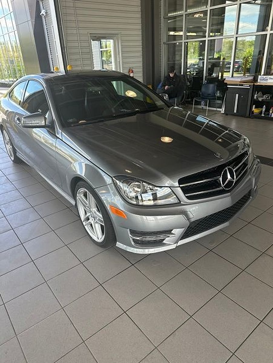 mercedes-benz c-class 2015 WDDGJ4HB9FG350838 image mercedes-benz c-class 2015 WDDGJ4HB9FG350838 image