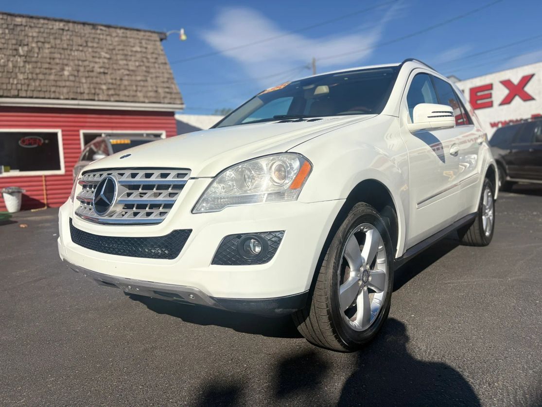 mercedes-benz m-class 2011 4JGBB8GB9BA660457 image mercedes-benz m-class 2011 4JGBB8GB9BA660457 image