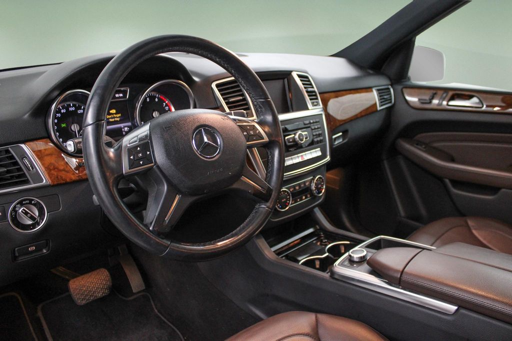 mercedes-benz m-class 2013 4JGDA5JB5DA159085 image mercedes-benz m-class 2013 4JGDA5JB5DA159085 image