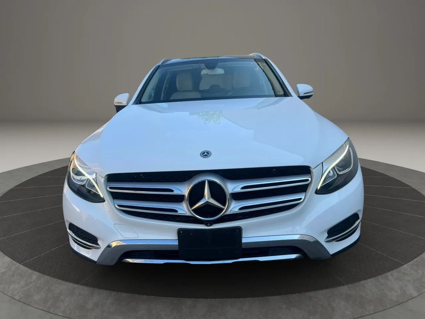 mercedes-benz glc 2018 WDC0G4KB1JV021021 image mercedes-benz glc 2018 WDC0G4KB1JV021021 image