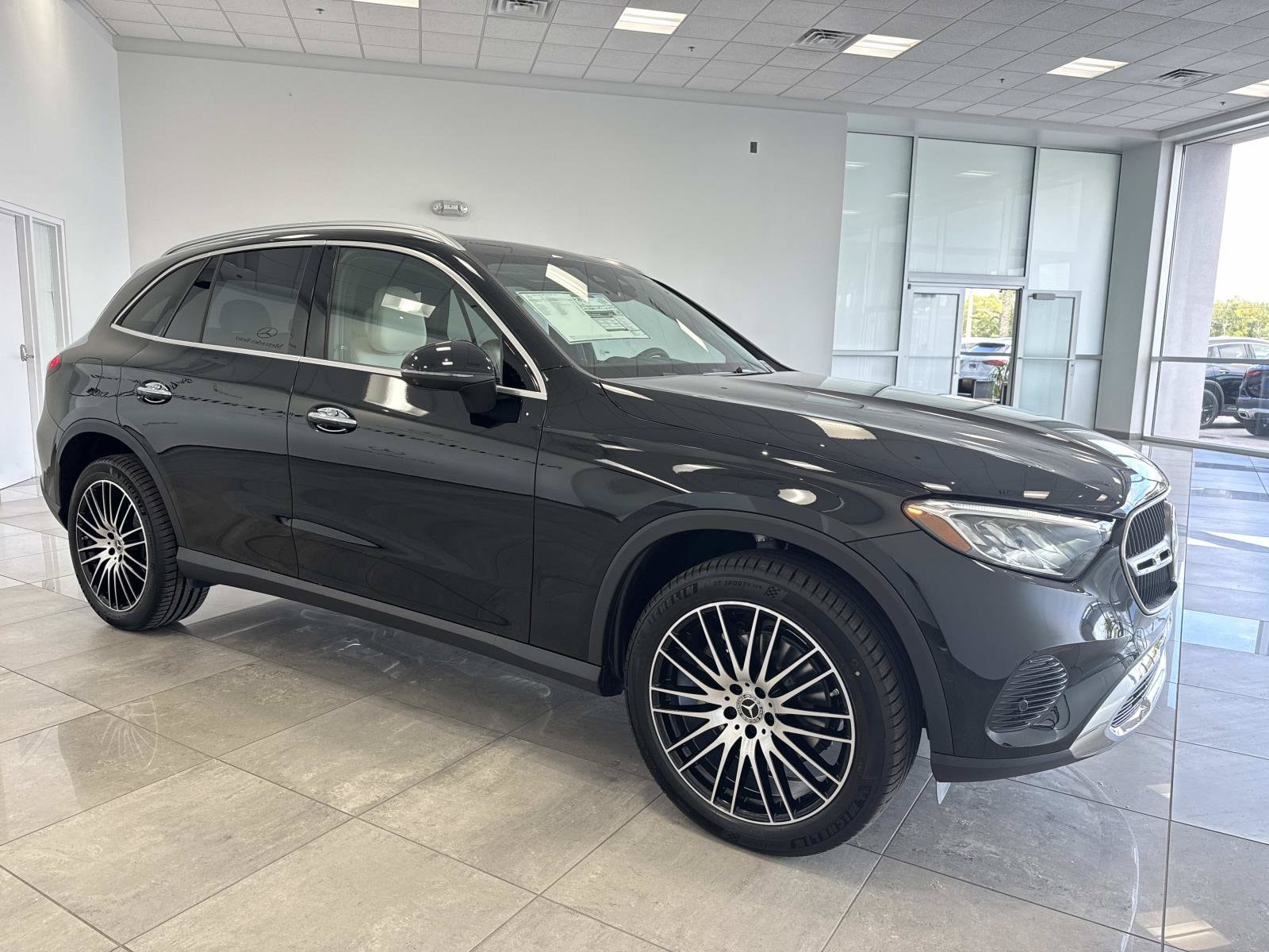 mercedes-benz glc 2026 W1NKM4HB0TF489648 image mercedes-benz glc 2026 W1NKM4HB0TF489648 image