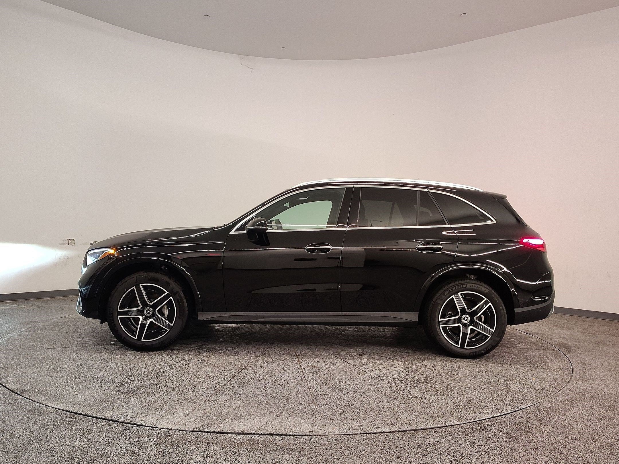 mercedes-benz glc 2026 W1NKM4GB0TU119121 image mercedes-benz glc 2026 W1NKM4GB0TU119121 image