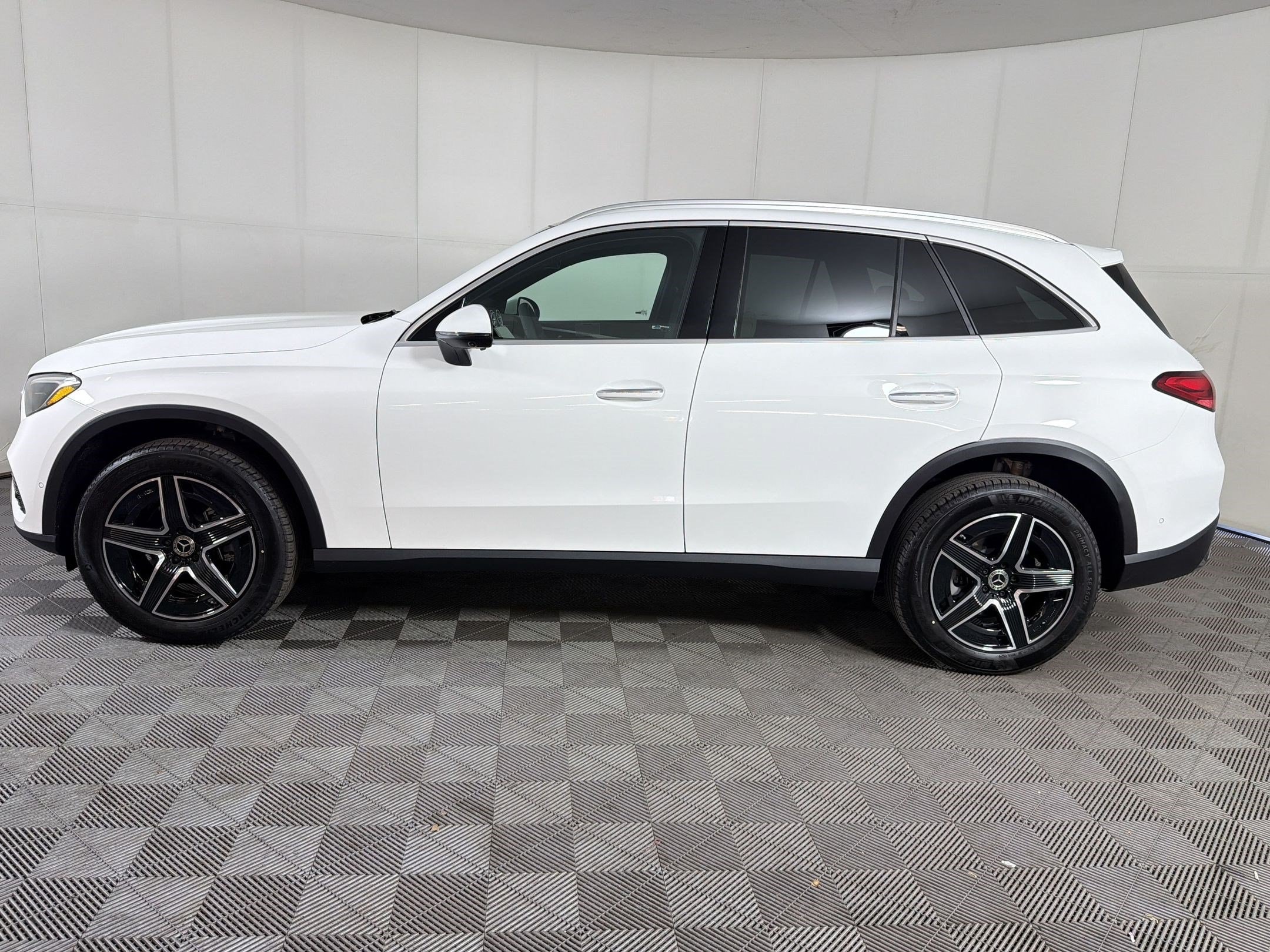 mercedes-benz glc 2026 W1NKM4HB7TF607100 image mercedes-benz glc 2026 W1NKM4HB7TF607100 image