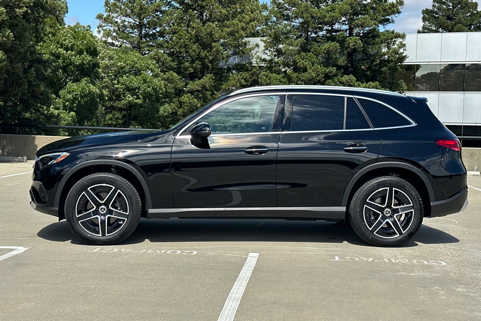 mercedes-benz glc 2026 W1NKM4GB6TF452671 image mercedes-benz glc 2026 W1NKM4GB6TF452671 image