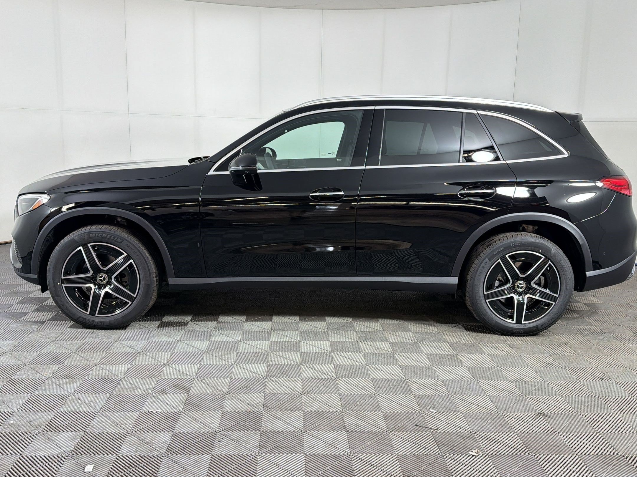 mercedes-benz glc 2026 W1NKM4HB3TF562172 image mercedes-benz glc 2026 W1NKM4HB3TF562172 image