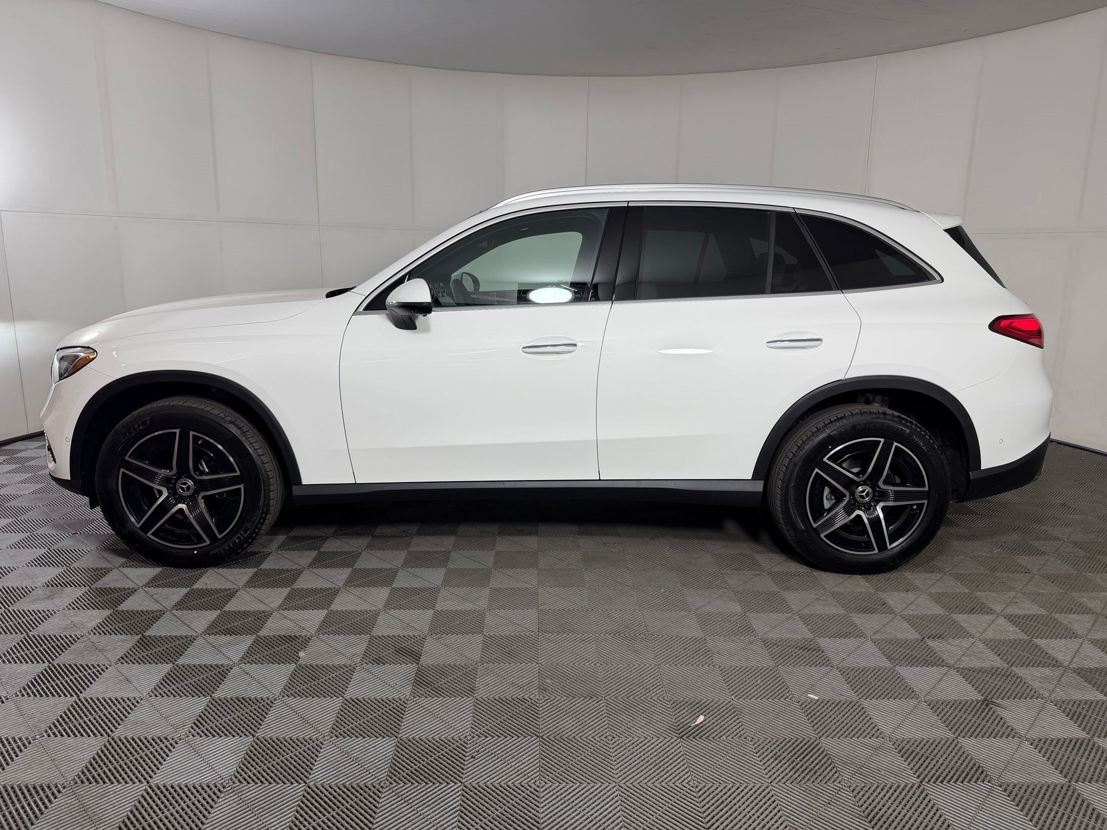mercedes-benz glc 2026 W1NKM4HB2TF559456 image mercedes-benz glc 2026 W1NKM4HB2TF559456 image