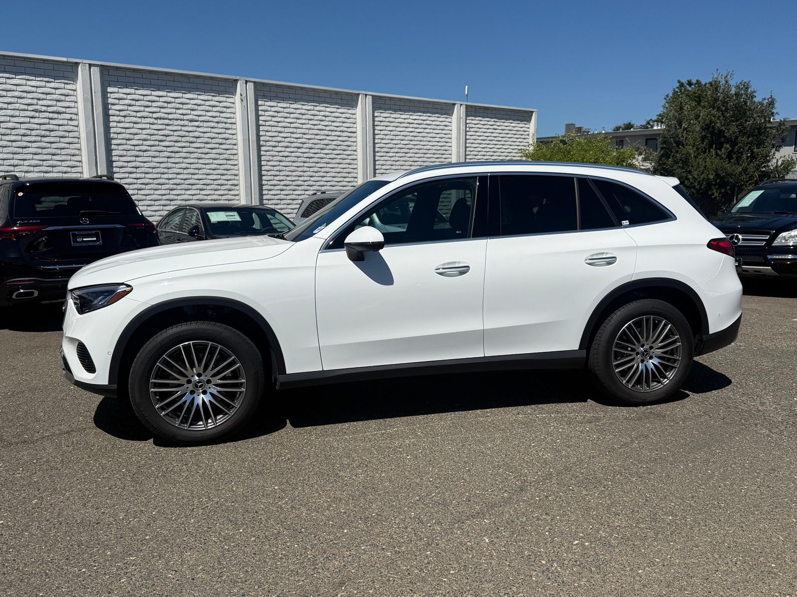 mercedes-benz glc 2026 W1NKM4GB5TF485645 image mercedes-benz glc 2026 W1NKM4GB5TF485645 image
