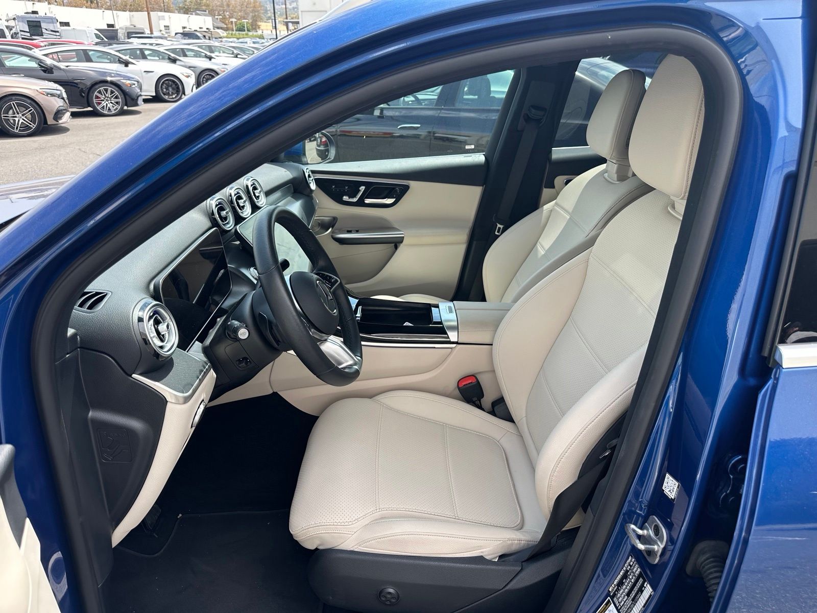 mercedes-benz glc 2026 W1NKM4GB6TU105840 image mercedes-benz glc 2026 W1NKM4GB6TU105840 image