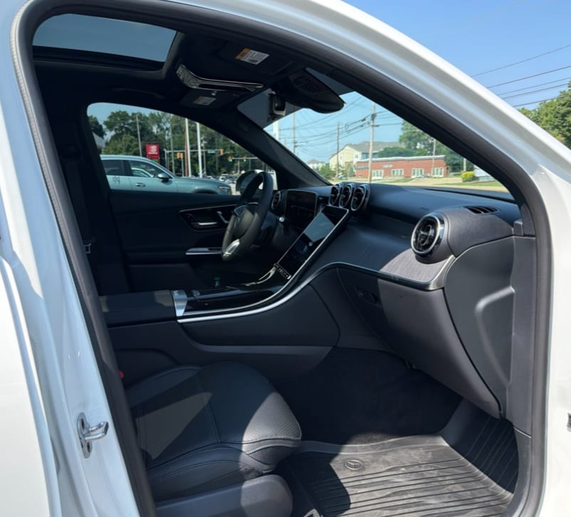 mercedes-benz glc 2026 W1NKM4HB9TF549202 image mercedes-benz glc 2026 W1NKM4HB9TF549202 image