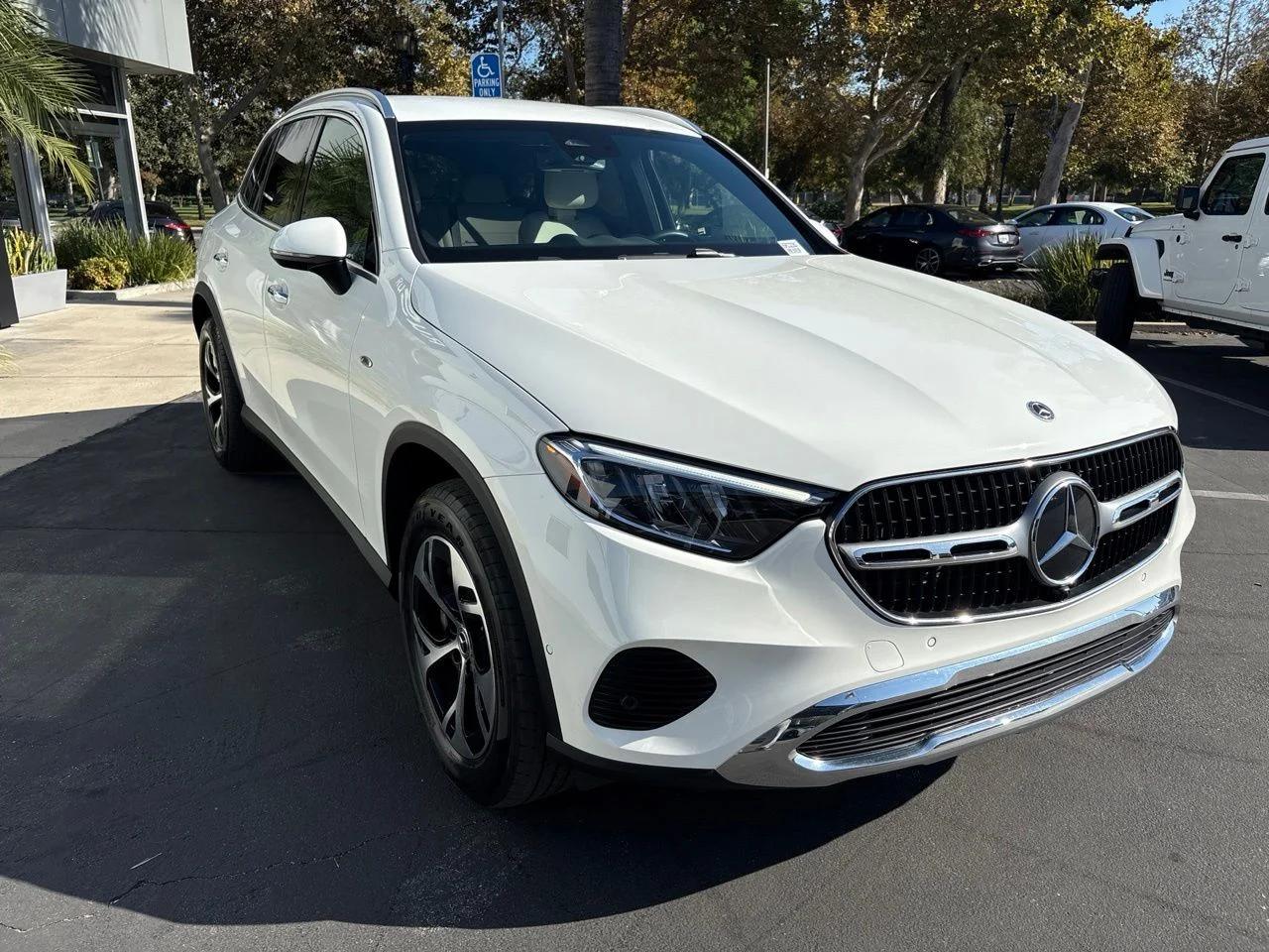 mercedes-benz glc 2025 W1NKM5GBXSF393659 image mercedes-benz glc 2025 W1NKM5GBXSF393659 image
