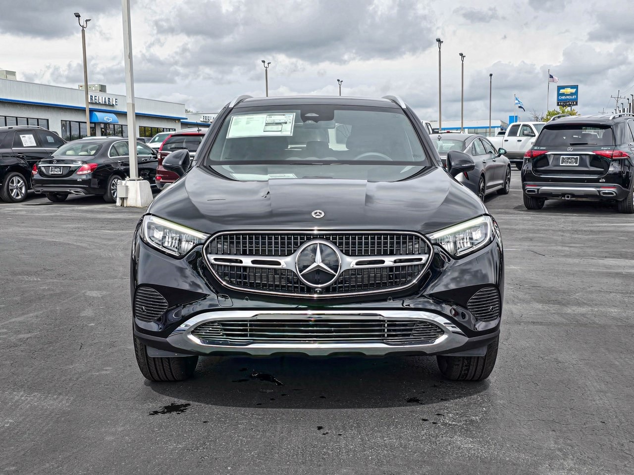 mercedes-benz glc 2025 W1NKM4HB5SF240387 image mercedes-benz glc 2025 W1NKM4HB5SF240387 image
