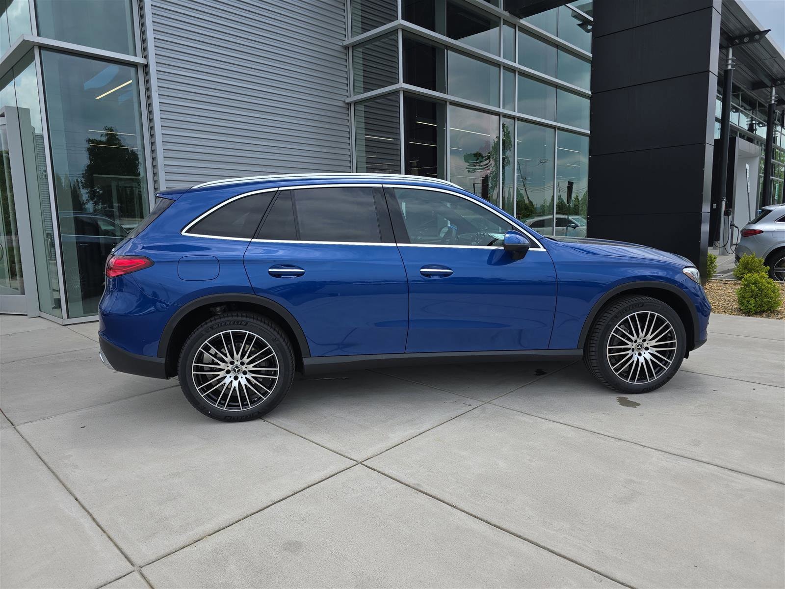 mercedes-benz glc 2025 W1NKM4HB8SF394432 image mercedes-benz glc 2025 W1NKM4HB8SF394432 image