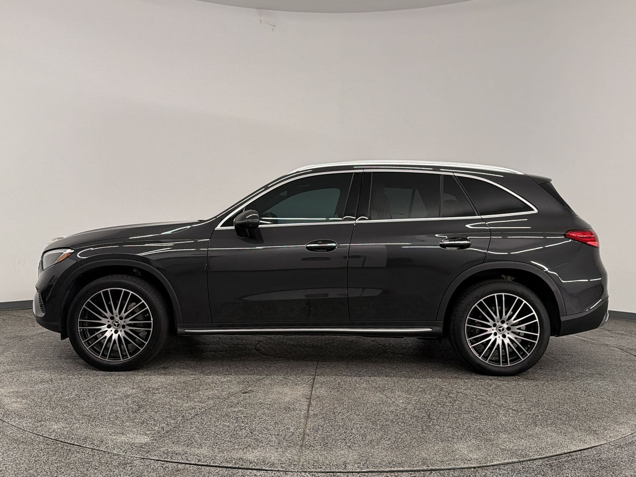 mercedes-benz glc 2025 W1NKM4HBXSF260408 image mercedes-benz glc 2025 W1NKM4HBXSF260408 image