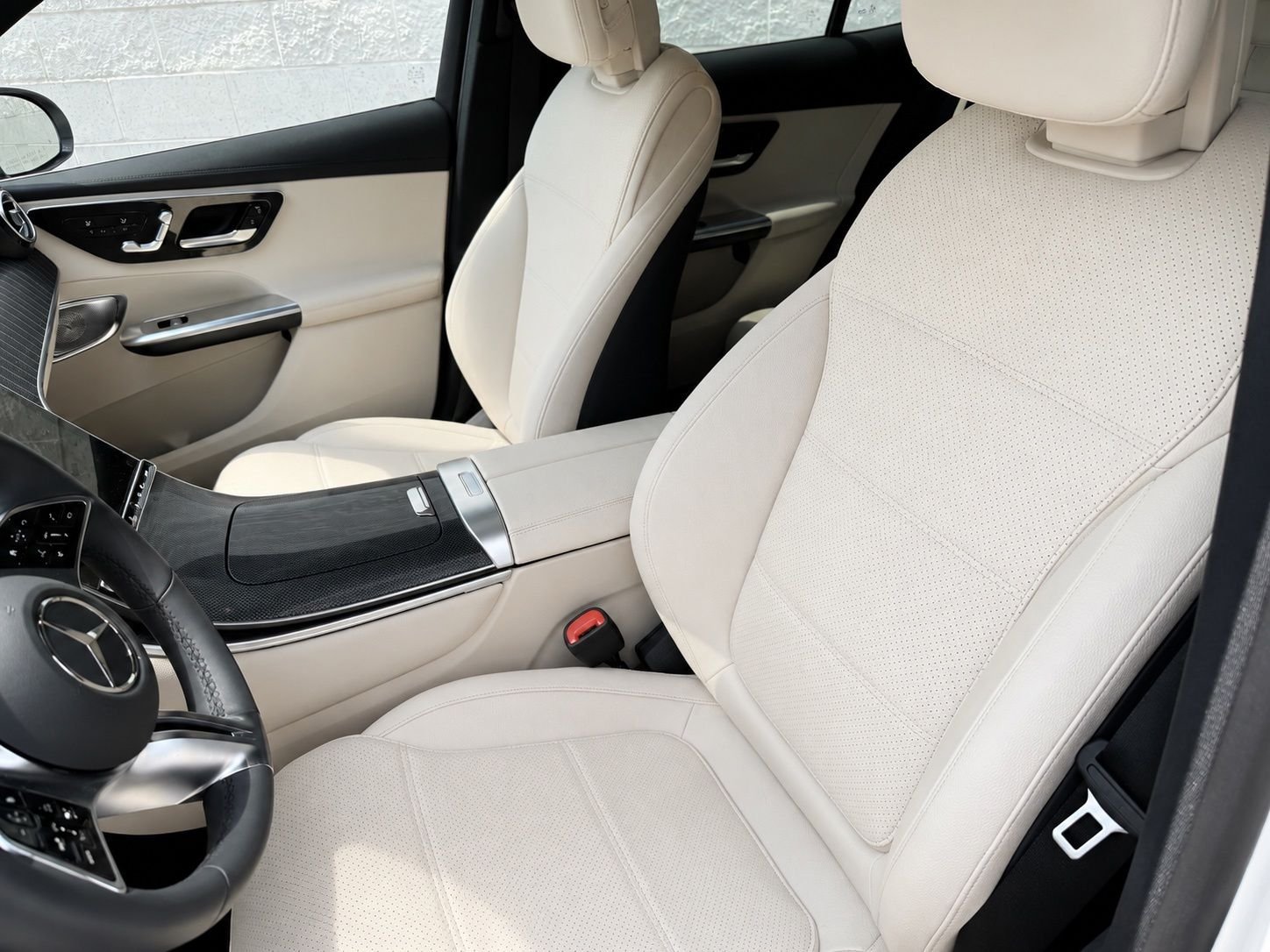 mercedes-benz glc 2025 W1NKM4GBXSF300181 image mercedes-benz glc 2025 W1NKM4GBXSF300181 image