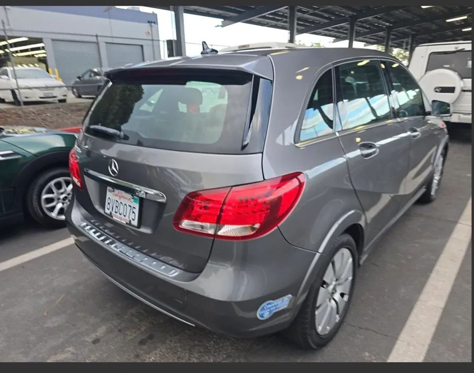 mercedes-benz b-class 2017 WDDVP9AB9HJ015890 image mercedes-benz b-class 2017 WDDVP9AB9HJ015890 image