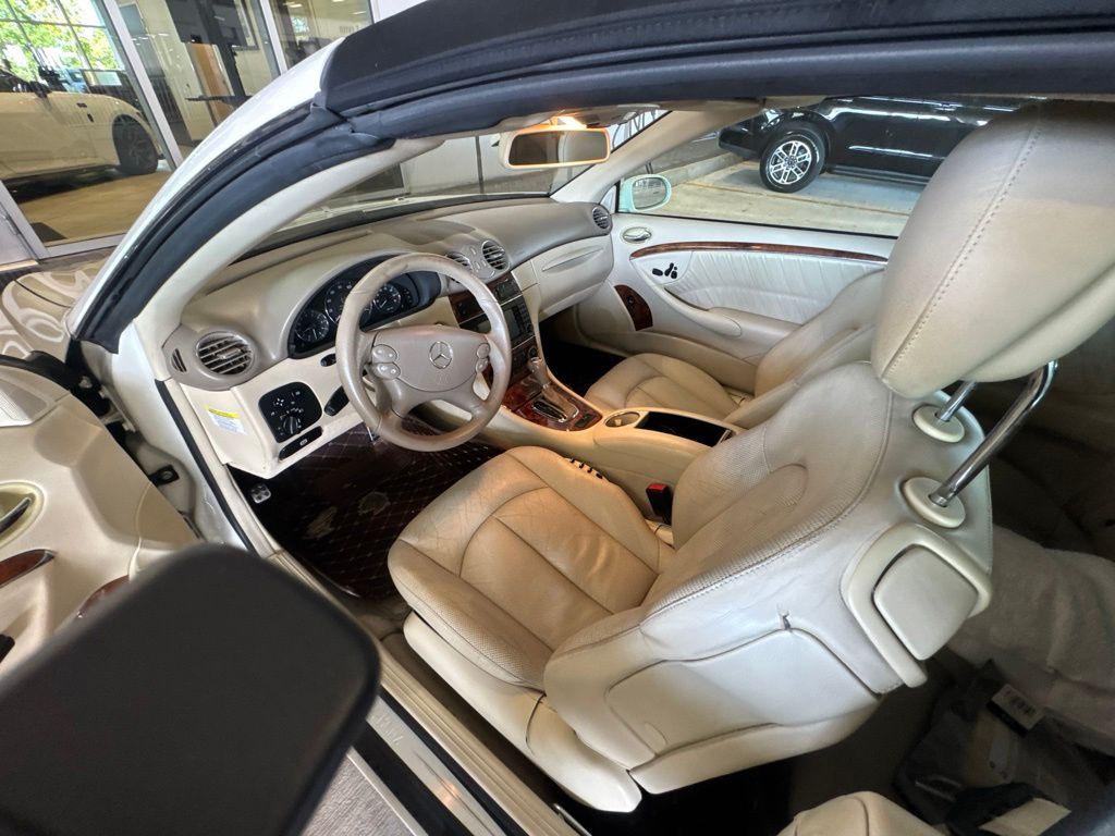 mercedes-benz clk-class 2009 WDBTK72F39T105868 image mercedes-benz clk-class 2009 WDBTK72F39T105868 image