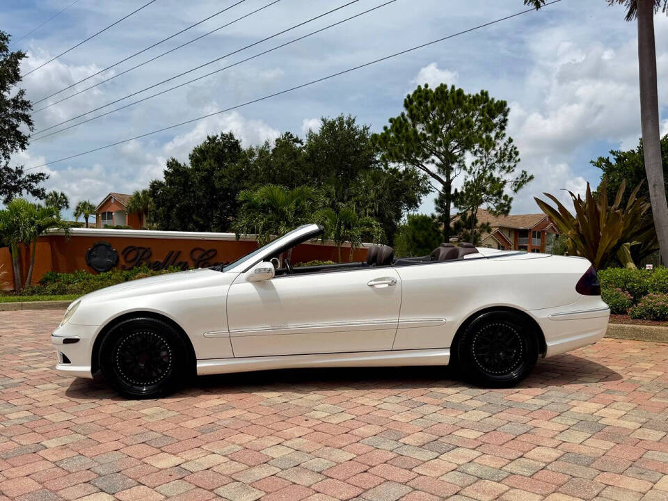 mercedes-benz clk-class 2009 WDBTK56F39T107327 image mercedes-benz clk-class 2009 WDBTK56F39T107327 image
