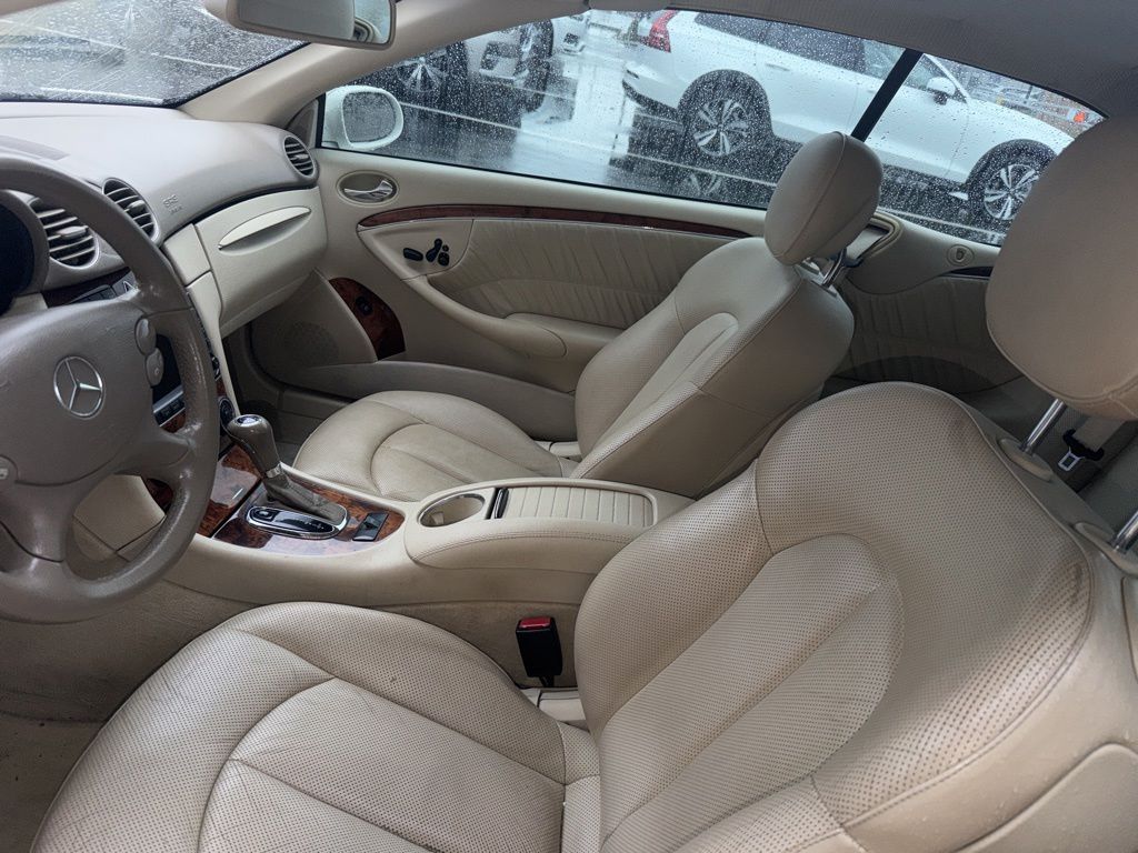 mercedes-benz clk-class 2009 WDBTK56F29T101504 image mercedes-benz clk-class 2009 WDBTK56F29T101504 image