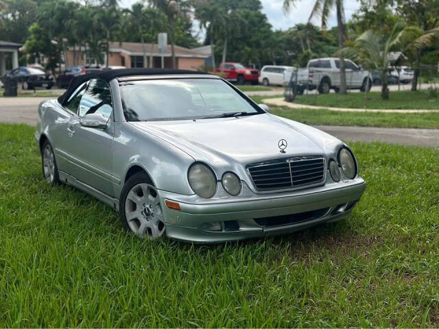 mercedes-benz clk-class 2002 WDBLK65G92T118256 image mercedes-benz clk-class 2002 WDBLK65G92T118256 image