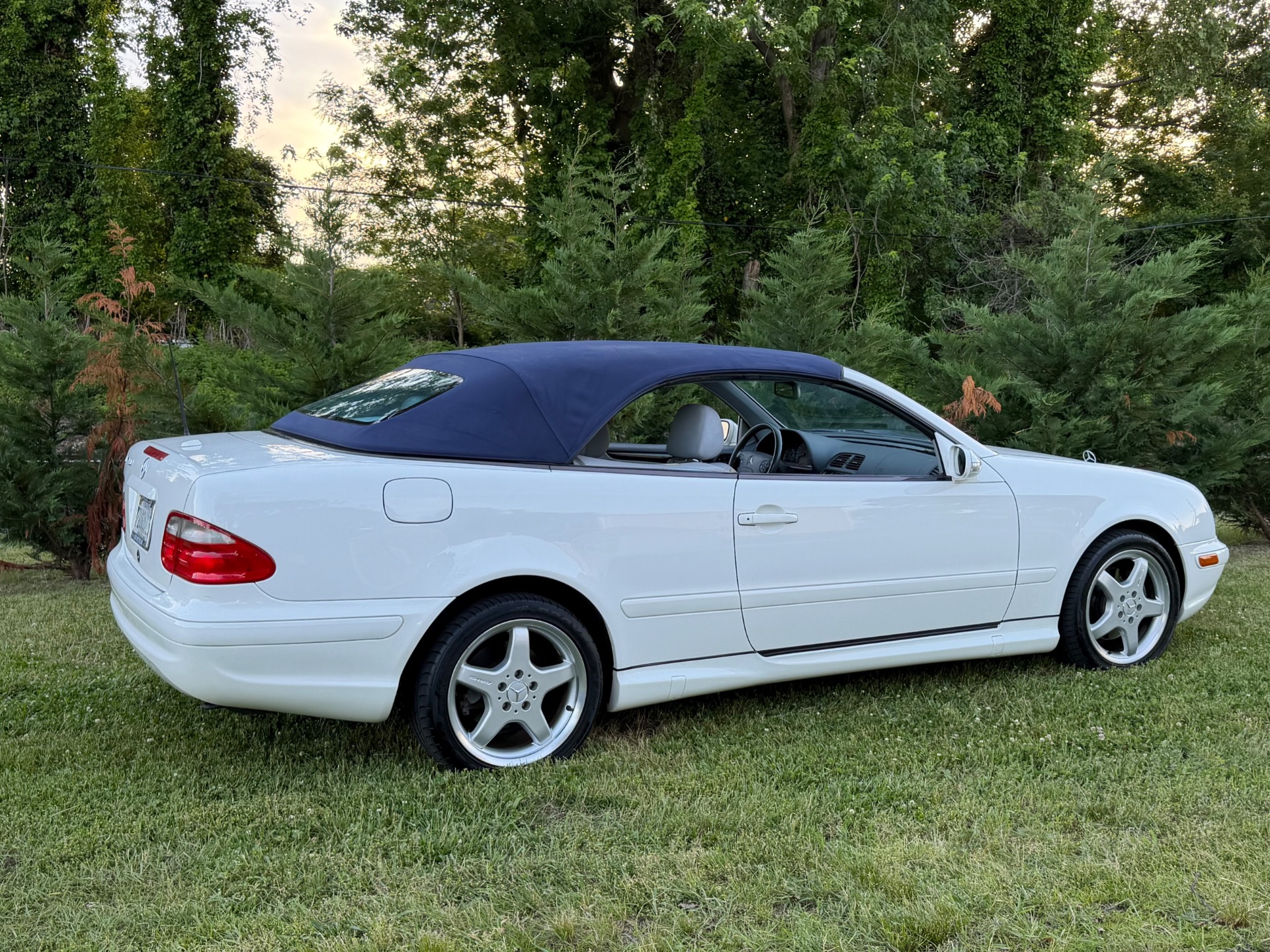 mercedes-benz clk-class 2002 WDBLK70G12T105207 image mercedes-benz clk-class 2002 WDBLK70G12T105207 image