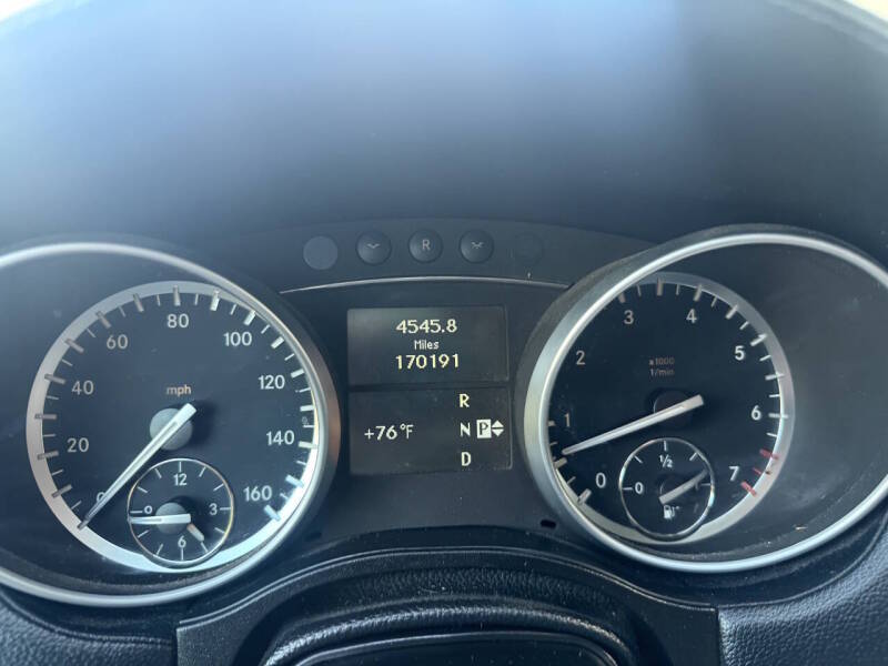 mercedes-benz gl-class 2010 4JGBF7BE6AA558208 image mercedes-benz gl-class 2010 4JGBF7BE6AA558208 image
