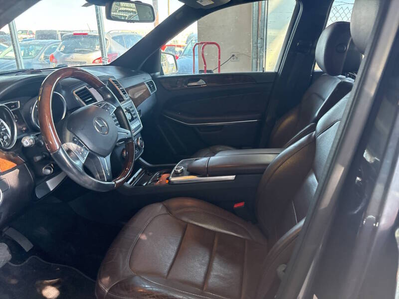 mercedes-benz gl-class 2014 4JGDF7DE8EA414509 image mercedes-benz gl-class 2014 4JGDF7DE8EA414509 image