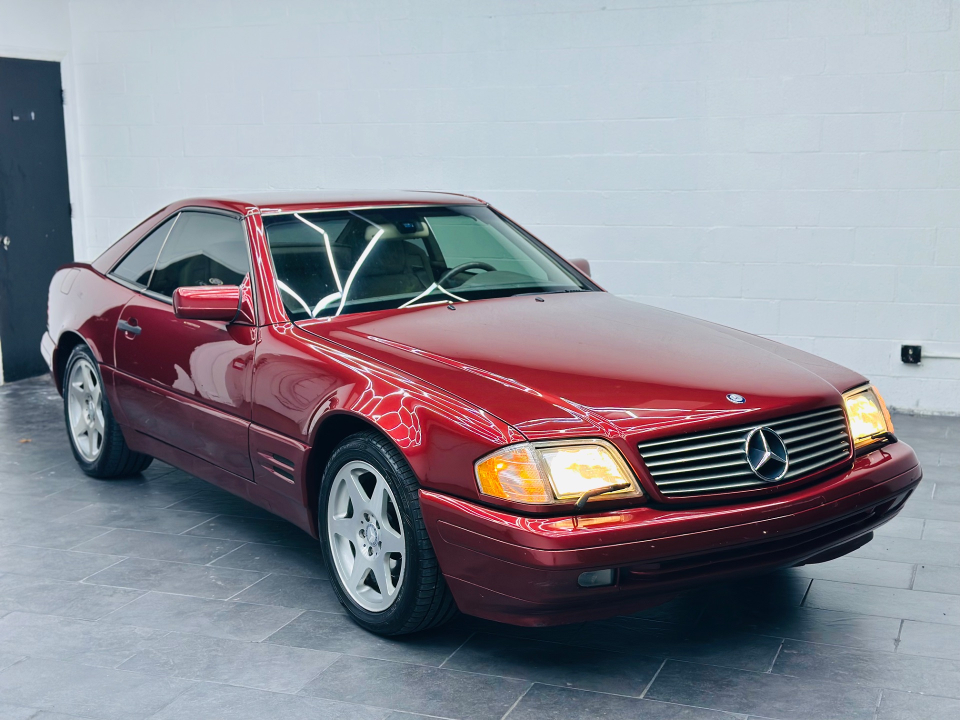 mercedes-benz sl-class 1997 WDBFA67F6VF154381 image mercedes-benz sl-class 1997 WDBFA67F6VF154381 image