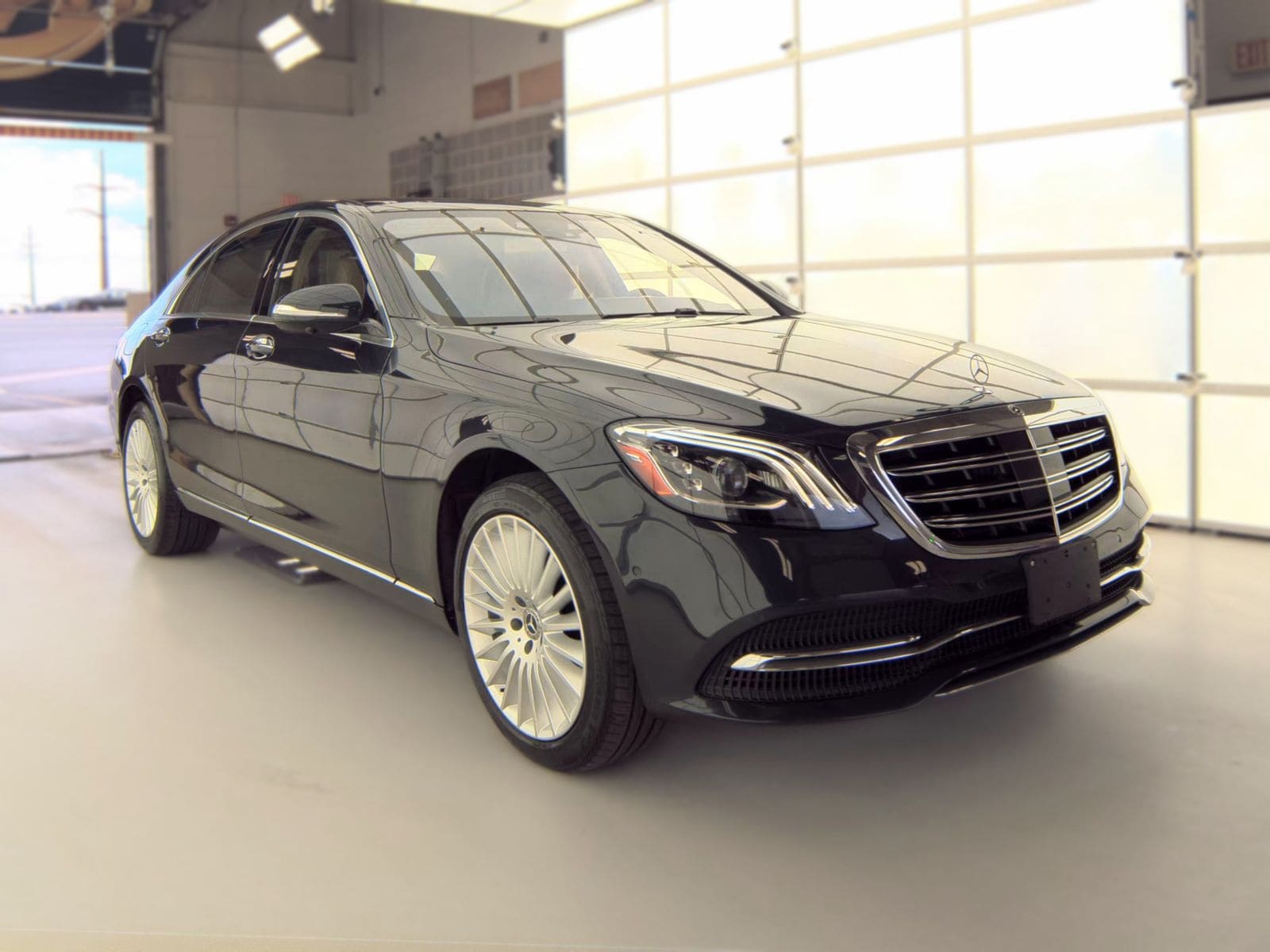 mercedes-benz s-class 2018 WDDUG8GB0JA406090 image mercedes-benz s-class 2018 WDDUG8GB0JA406090 image