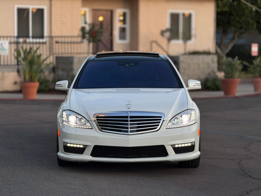 mercedes-benz s-class 2011 WDDNG7EB7BA402556 image mercedes-benz s-class 2011 WDDNG7EB7BA402556 image