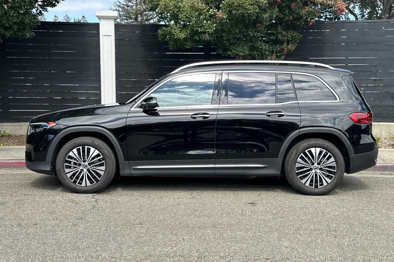 mercedes-benz eqb 2025 W1N9M0CB1SN152392 image