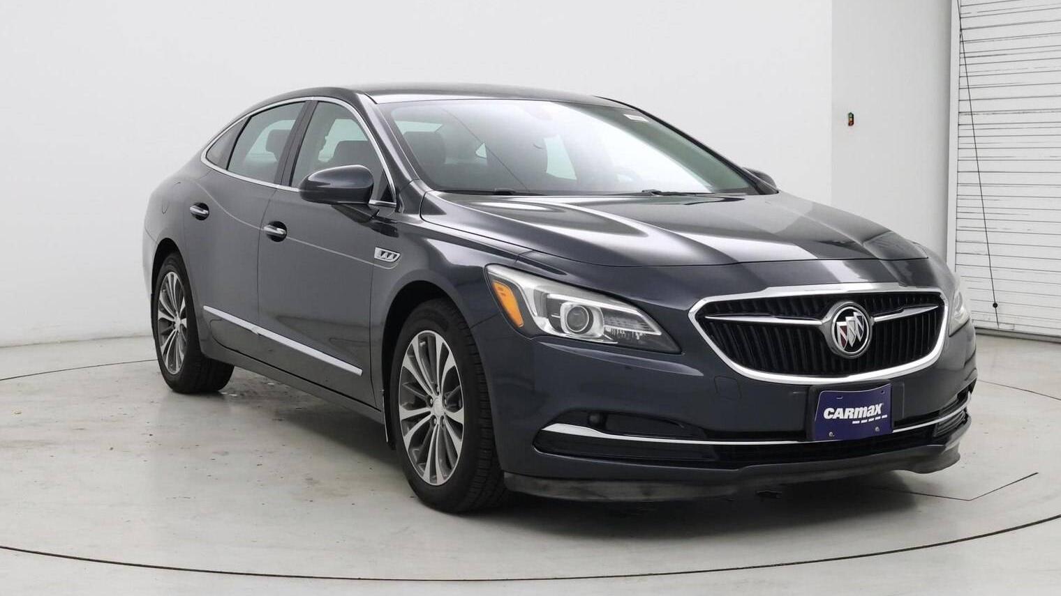 BUICK LACROSSE 2018 1G4ZP5SS1JU116179 image
